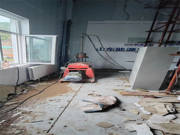 盐湖地基基础下沉墙体裂缝加固注浆顶升施工